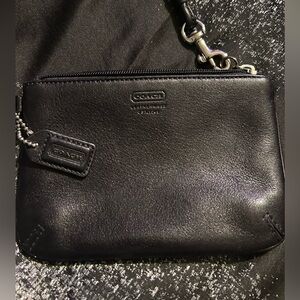 Black Leather Coach wristlet new condition